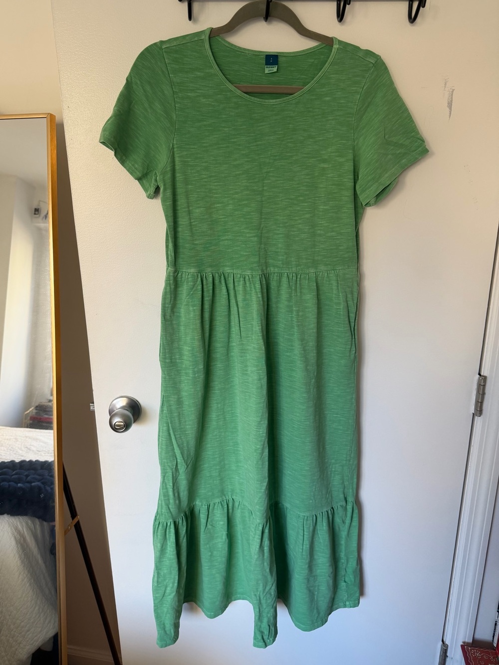 Old Navy Green Short-Sleeve Maxi Dress